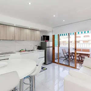 apartamento-sara-en-torviscas-bajo.in-canary-islands.com/
