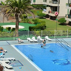 family-beach-apartment-playa-de-las-americas-tenerife.tenerifehoteles.net/